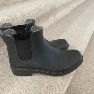 Unbranded Rubber Mudd/Snow Boot Chunky Heel Great Utility Boot Size 8 Women's